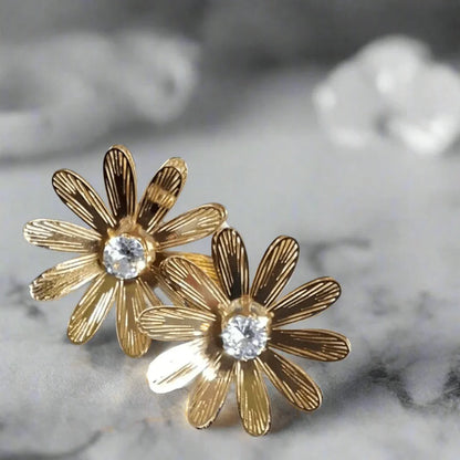 Daisy Bloom Earrings - Style Storyz - 